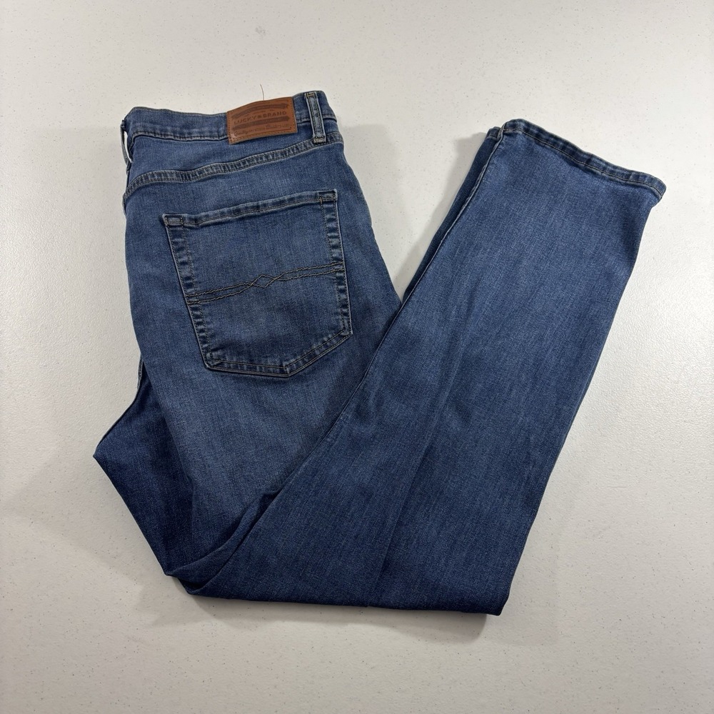 Lucky Brand 410 Athletic Straight Men's 38x30 Medium Blue Jeans Stretch FLAW!